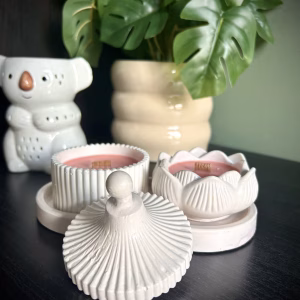 Setje lotusbloem & potje met deksel